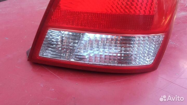 Фонарь правый Hyundai Elantra 3 XD Hyundai Avante