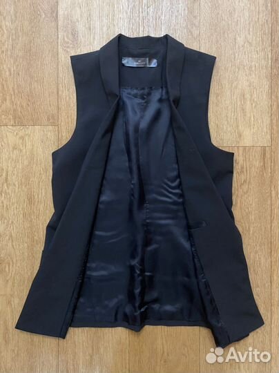Жилет Zara