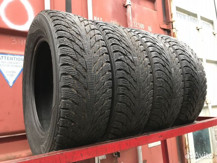 Nokian Tyres Hakkapeliitta R2 195/65 R15 110C