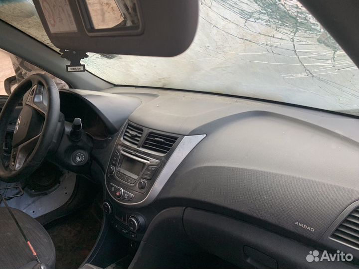 Разбор Hyundai solaris 2016