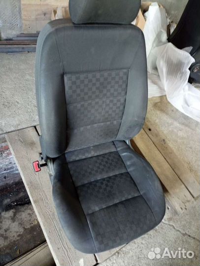 Сиденья передние ауди А6 С5