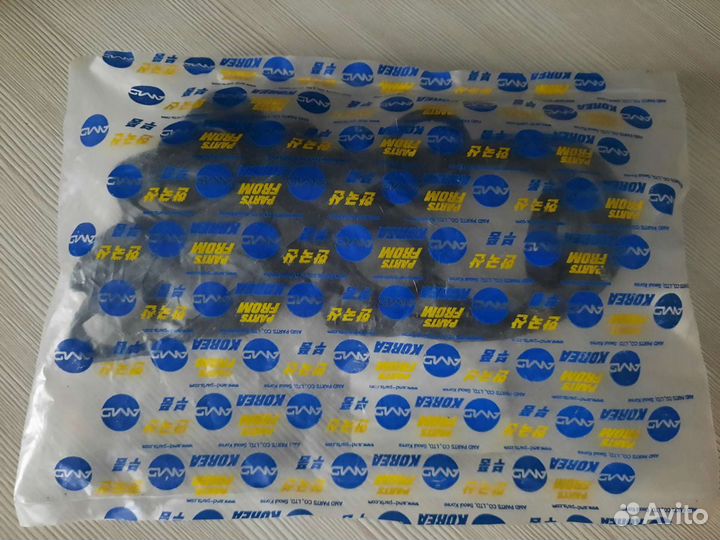 Прокладка клапанной крышки 4 отверстия