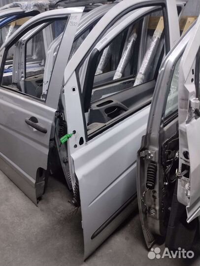 Передняя дверь mercedes vito w639