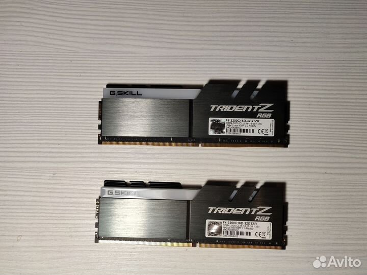 Gskill trident z rgb 32Gb 3200 mHz