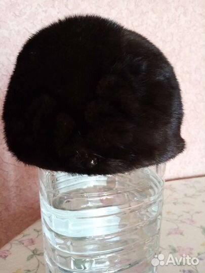 Шапка норковая женская темно-коричневая, 56-58