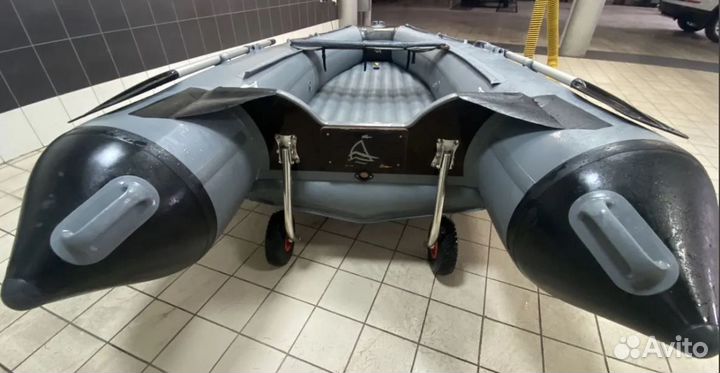 Лодка пвх Адмирал 320 Classic нднд