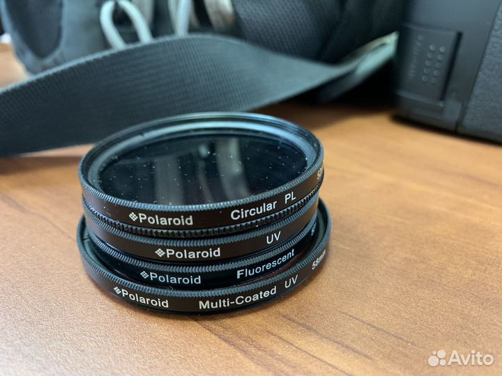 Зеркальный фотоаппарат Canon EOS 450D Kit