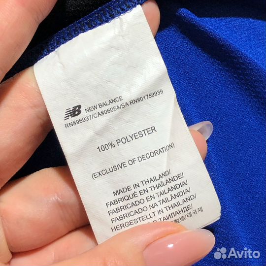Спортивный лонгслив New Balance