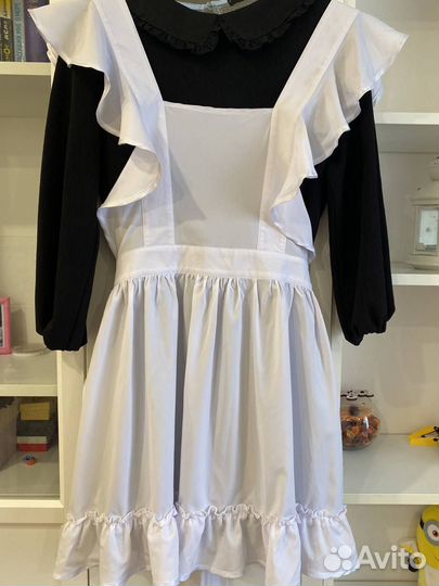 Белый школьный фартук 152