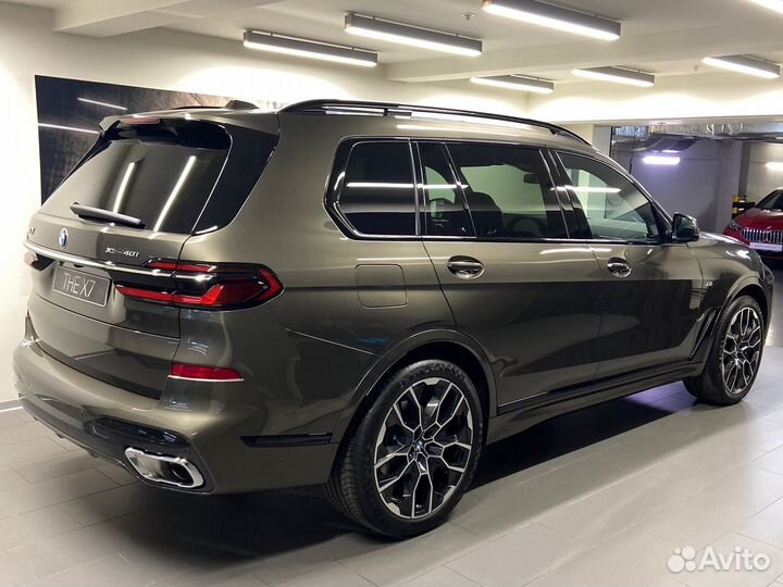 BMW X7 3.0 AT, 2023
