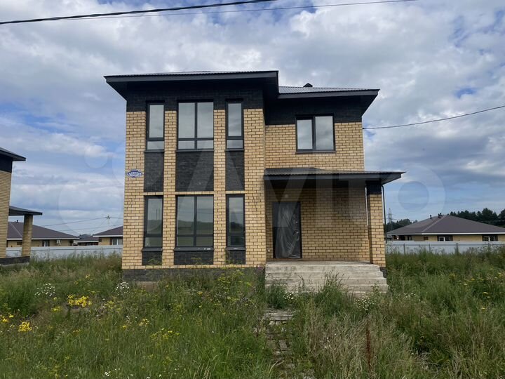 Коттедж 140 м² на участке 8 сот.