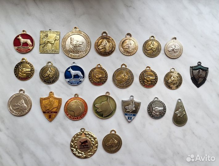 Медали жетоны для собак, Федерация служебного соб