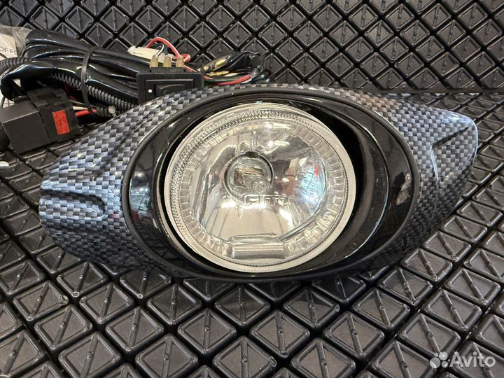 Противотуманные фары Toyota Hilux Tiger 2001-2004