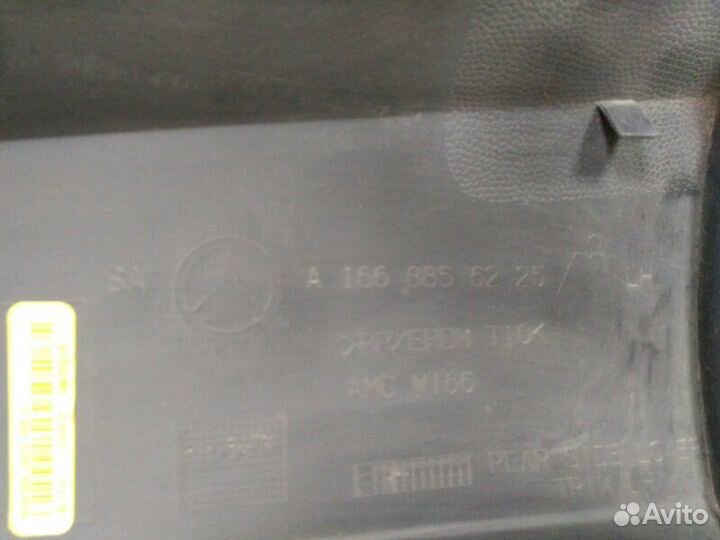 Накладка бампера задняя левая Mercedes-Benz