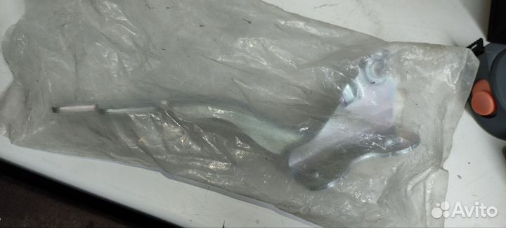 Петля капота L, Chevrolet Aveo Т 250