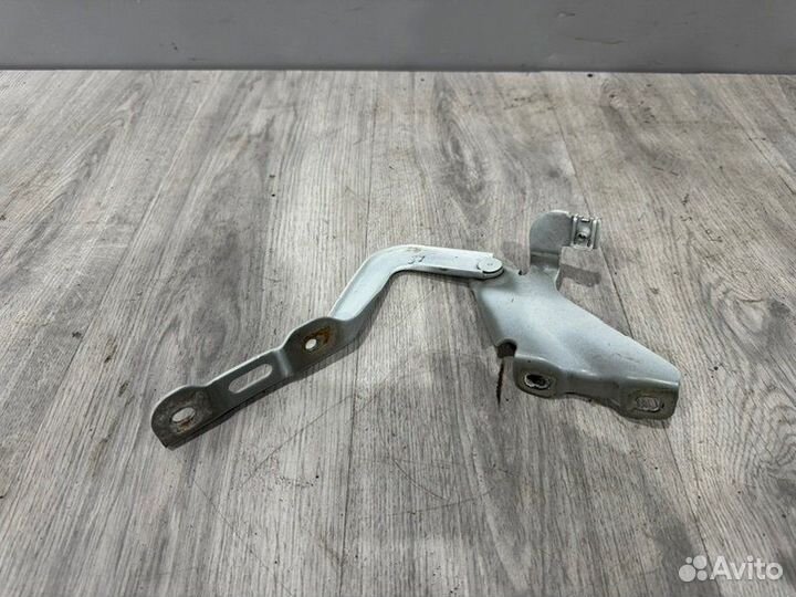 Петля капота левая LADA Vesta H4M429 2021