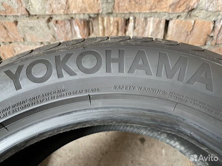 Yokohama Advan Sport V105 225/55 R17