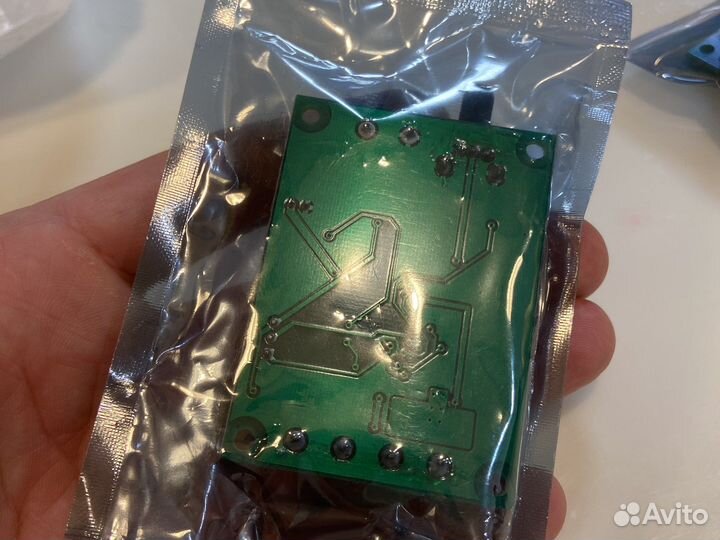 Драйвер безщеточного двигателя (HDD)