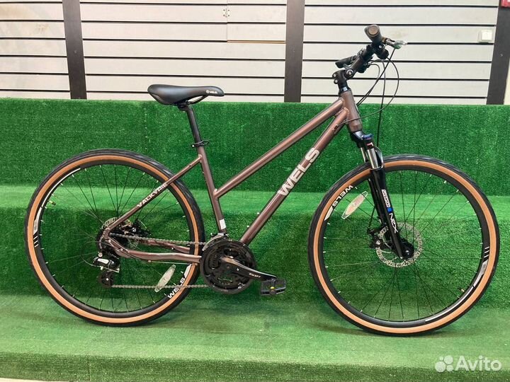 Велосипед гибридный городской Wels Valkyrie 28