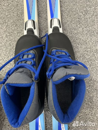 Комплект детских лыж с ботинками