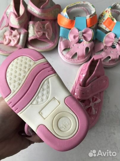 Сандальки детские