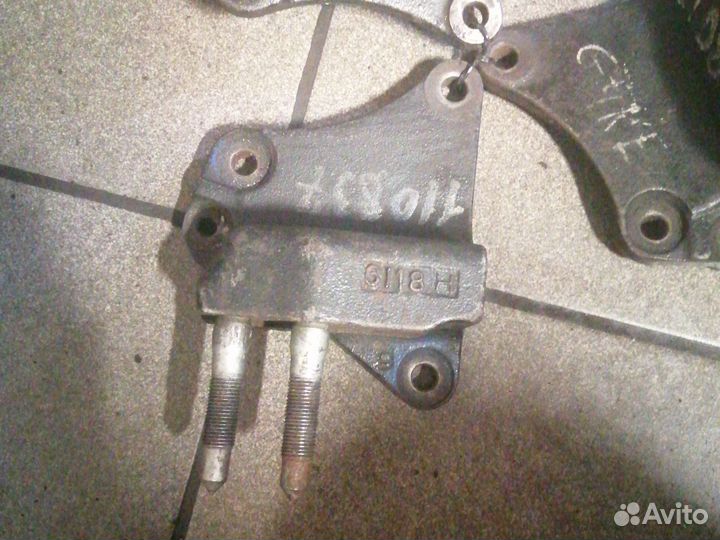 Кронштейн двигателя Hyundai Sonata 2167025003