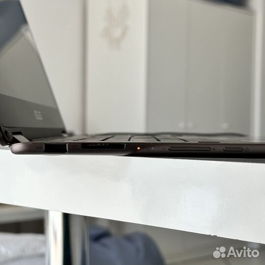 Ноутбук asus UX 360C
