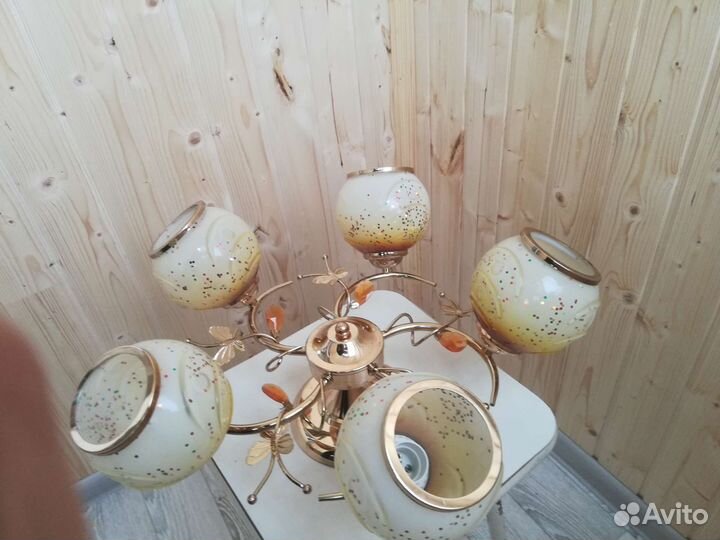 Люстра подвесная потолочная