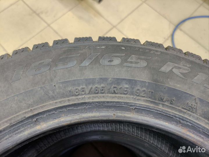 Pirelli Ice Zero 185/65 R15 92