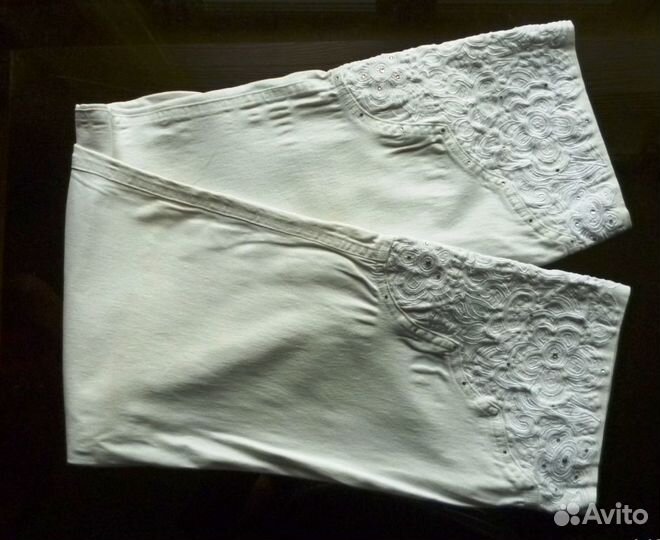 Брюки белые