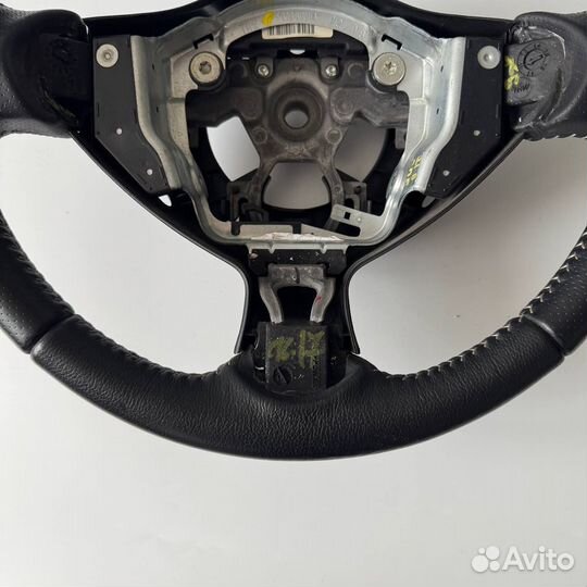 Руль Nissan Juke