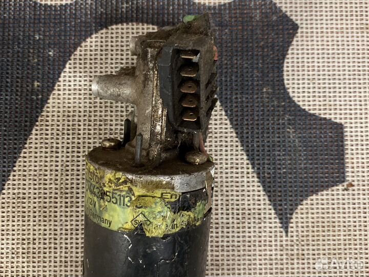 Моторчик стеклоочистителя передний Audi 443955113C