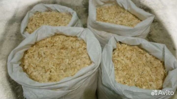 Древесные опилки и стружка