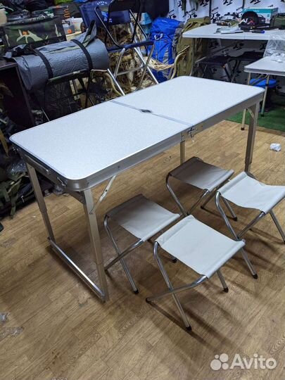 Складной стол со стульями усиленный