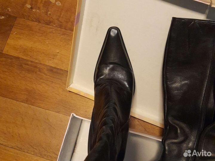 Женские сапоги