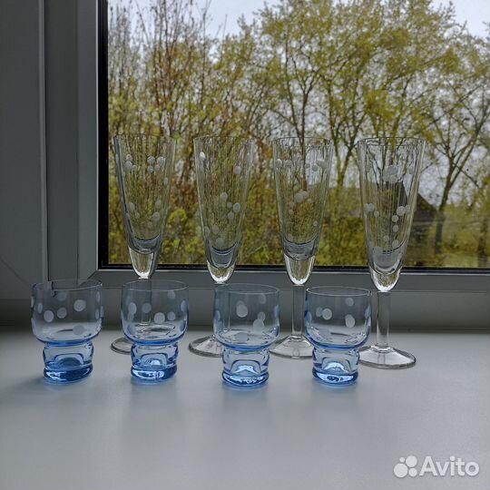 Бокалы и рюмки