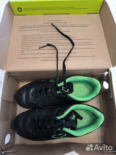 Детские футбольные бутсы 32 размер