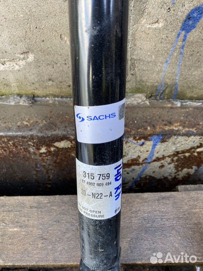 Задние амортизаторы в сборе Hyundai i40