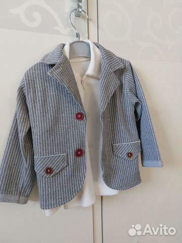 Нарядный костюм на мальчика 74