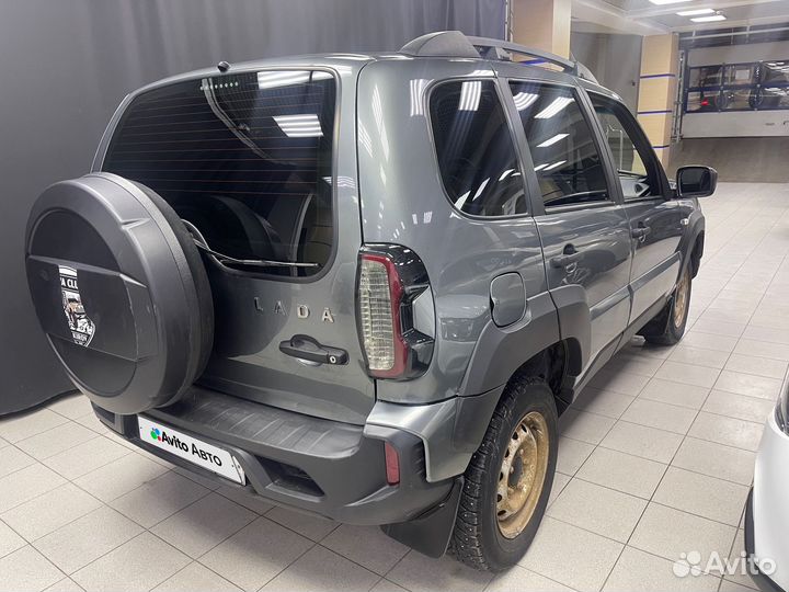 ВАЗ Niva Travel 1.7 МТ, 2021, 32 761 км