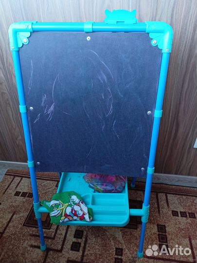 Мольберт двухсторонний продам
