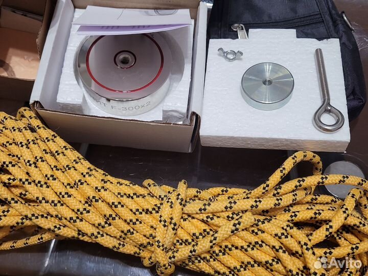 Магнит поисковый разный