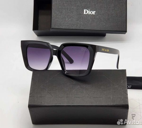 Солнцезащитные очки Dior