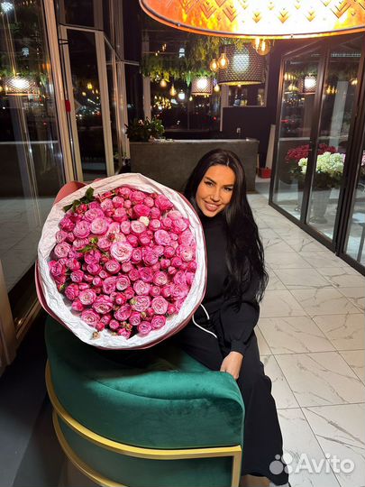 Букет кустовых роз доставка