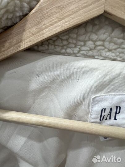 Куртка женская плюшевая Gap