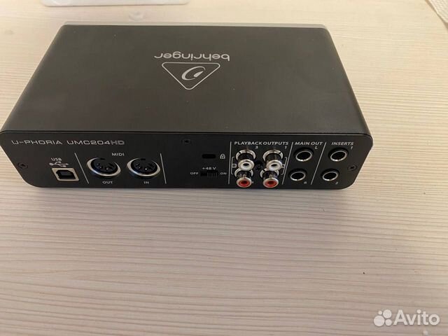 Звуковая карта Behringer UMC240HD