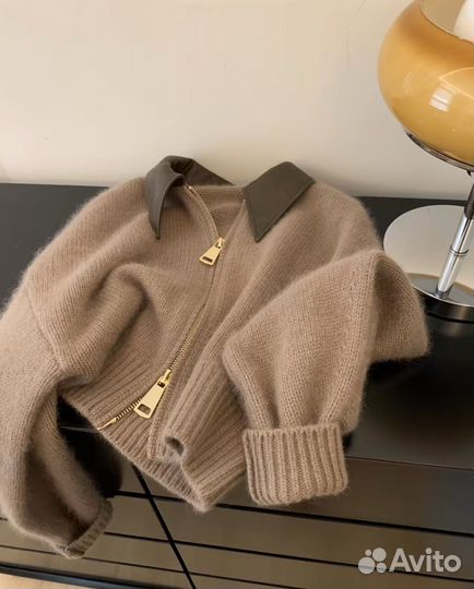Свитер шерсть