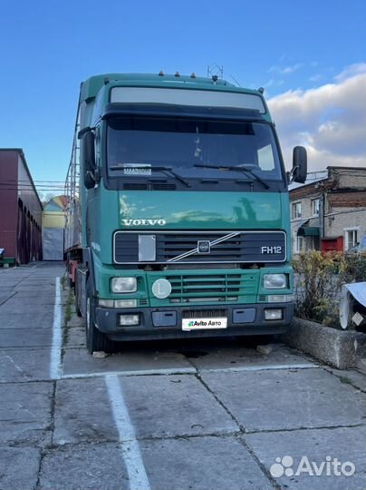 Volvo F12 с полуприцепом, 2000