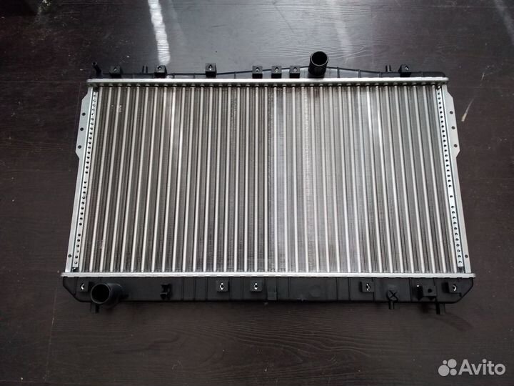 Chevrolet Lacetti радиатор