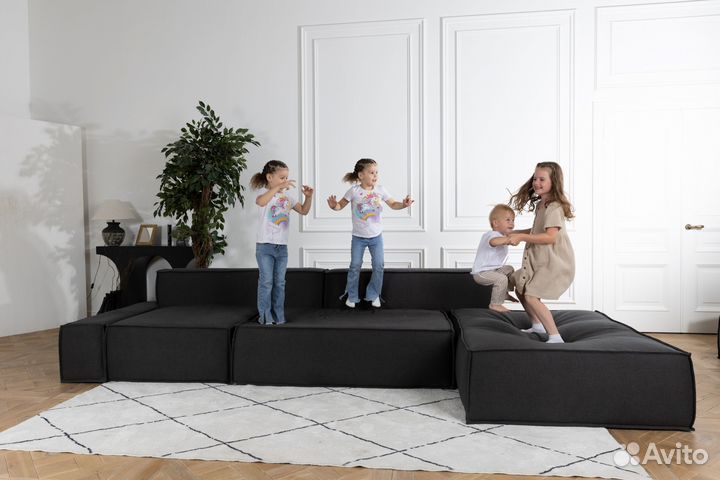 Диван прямои 4400х1700 мм